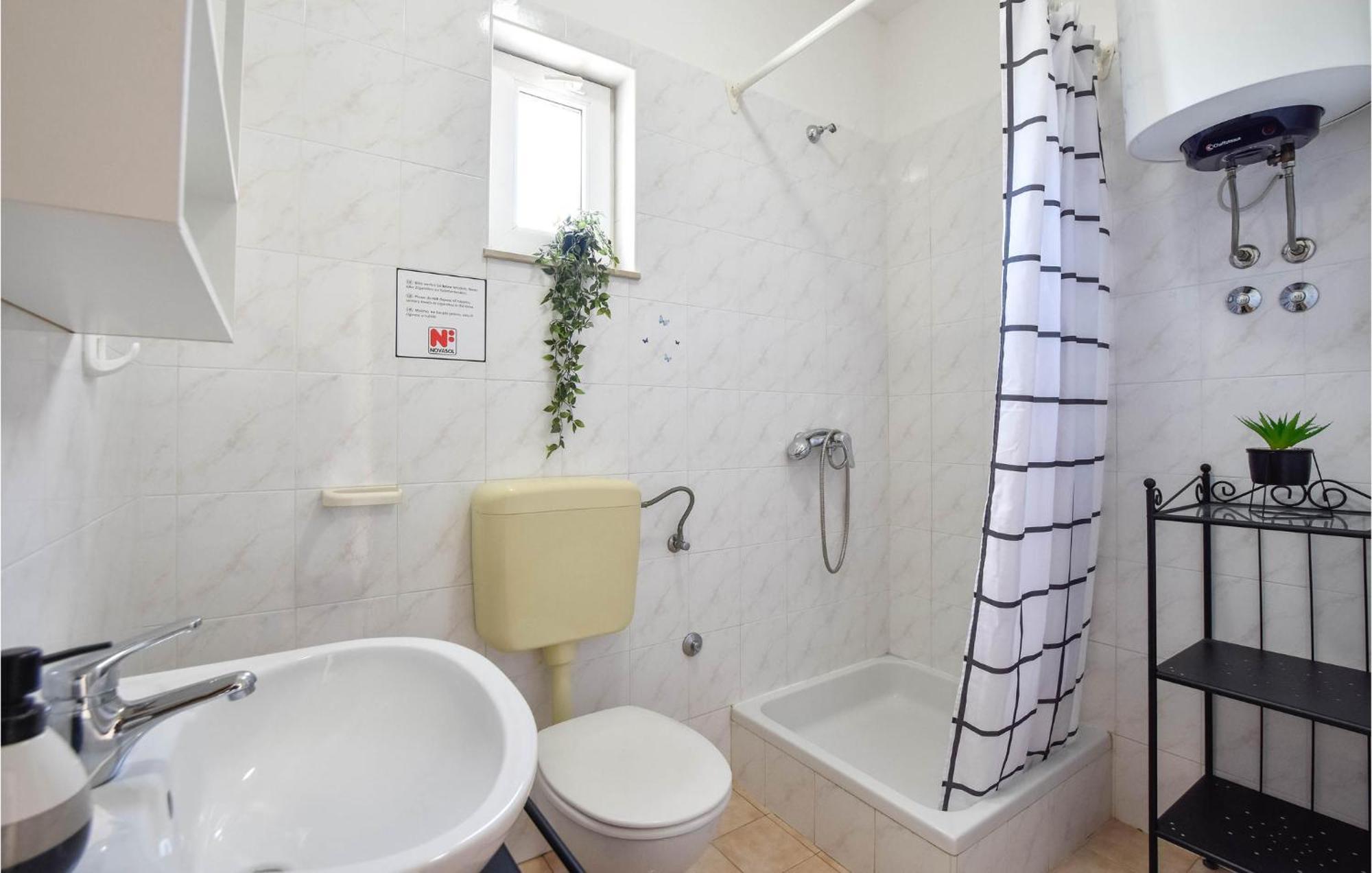 Nice Home In Poljica With House Sea View Marina Luaran gambar