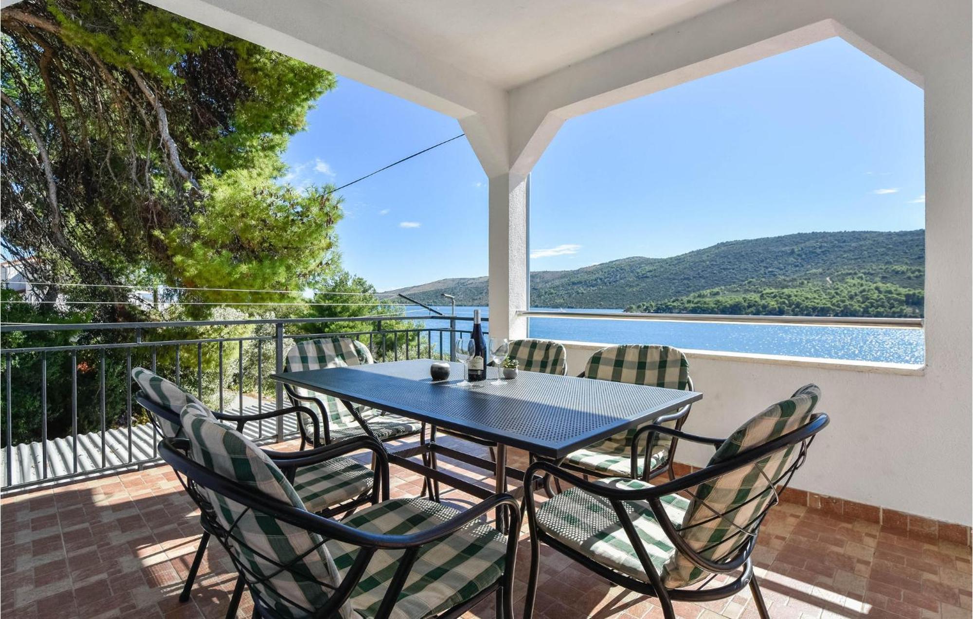 Nice Home In Poljica With House Sea View Marina Luaran gambar