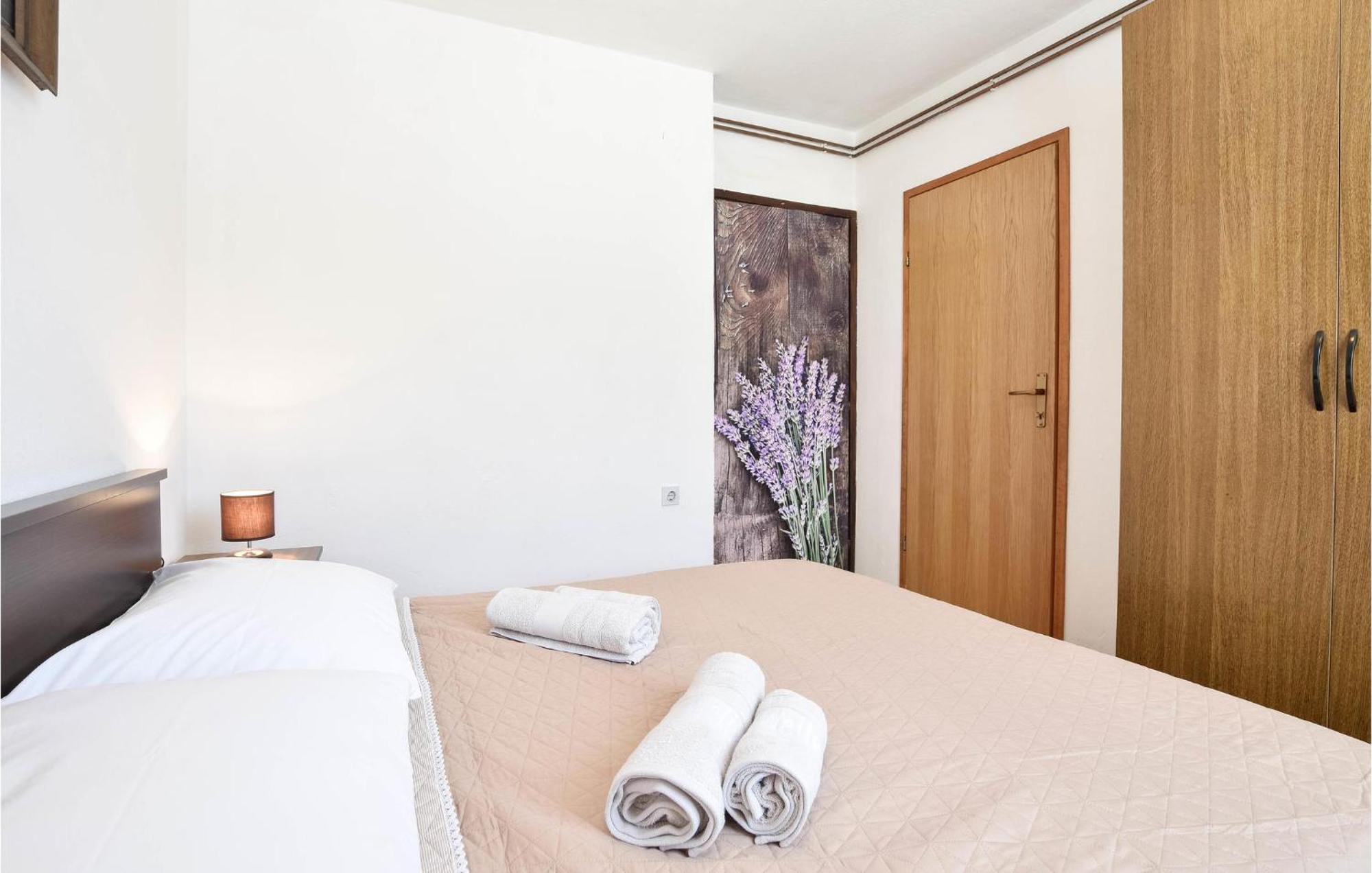 Nice Home In Poljica With House Sea View Marina Luaran gambar