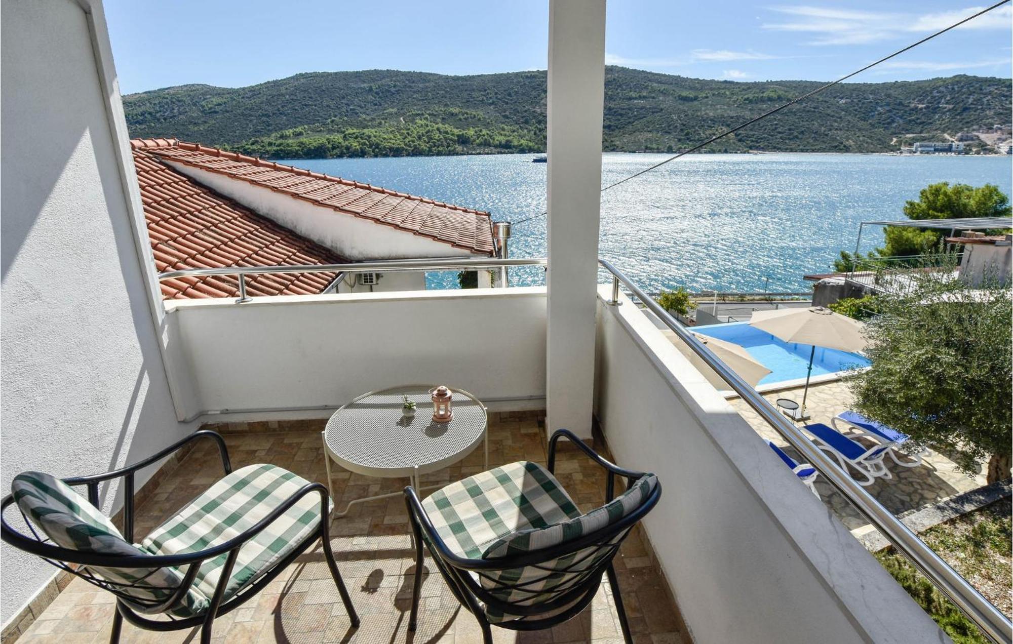 Nice Home In Poljica With House Sea View Marina Luaran gambar